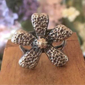 Silpada Textured Oxidized Sterling Silver Flower Ring Size 6
